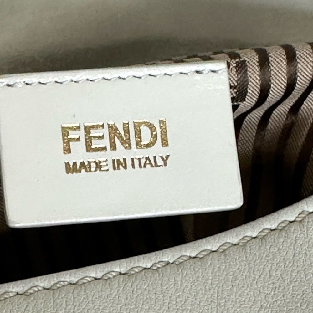 Fendi White Leather Shoulder Bag Gold FF Buckle Crossbody 🍀 - Picture 4 of 17